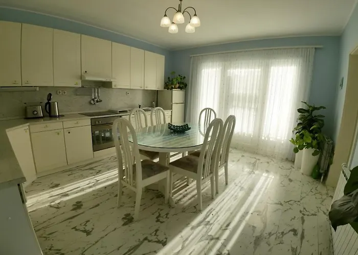 度假居 Sweet 马里博尔